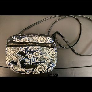 Mini crossbody bag